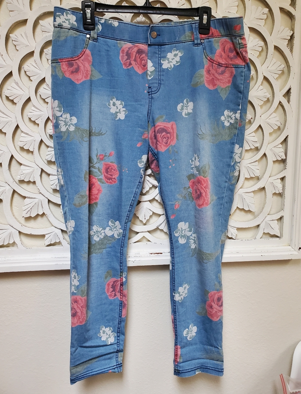 HUE Pink Rose Light Blue Denim Jeggings Size XL